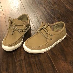 Steve Madden boys shoes